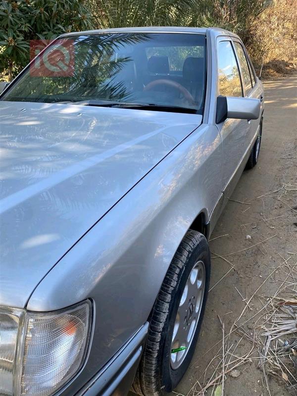 مرسيدس بنز E-Class 1987 للبيع في العراق - كربلاء